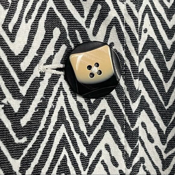 CAbi Zigzag Ponte Knit Jacket Grey/White Size Medium - Picture 8 of 10